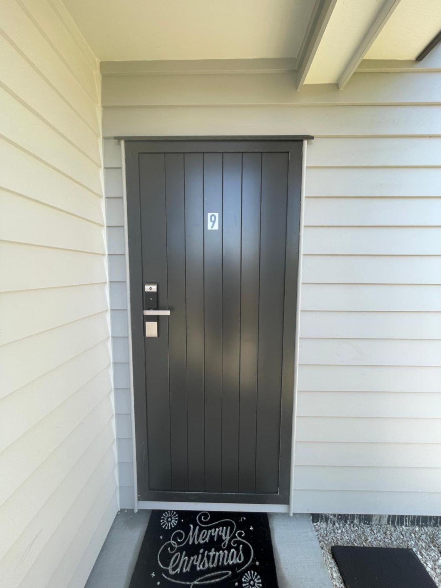 Ferienhaus Modern By The Reserve Auckland